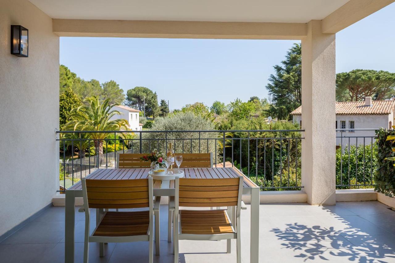 Luxurious And Spacious Apartment In The Heart Of The Cote D'Azur Roquefort Les Pins Eksteriør billede