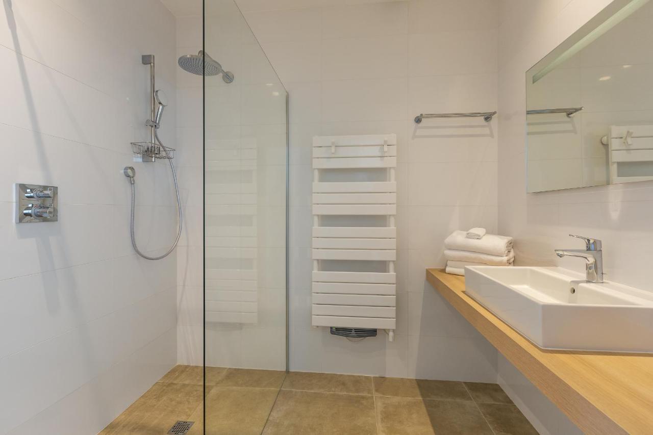 Luxurious And Spacious Apartment In The Heart Of The Cote D'Azur Roquefort Les Pins Eksteriør billede
