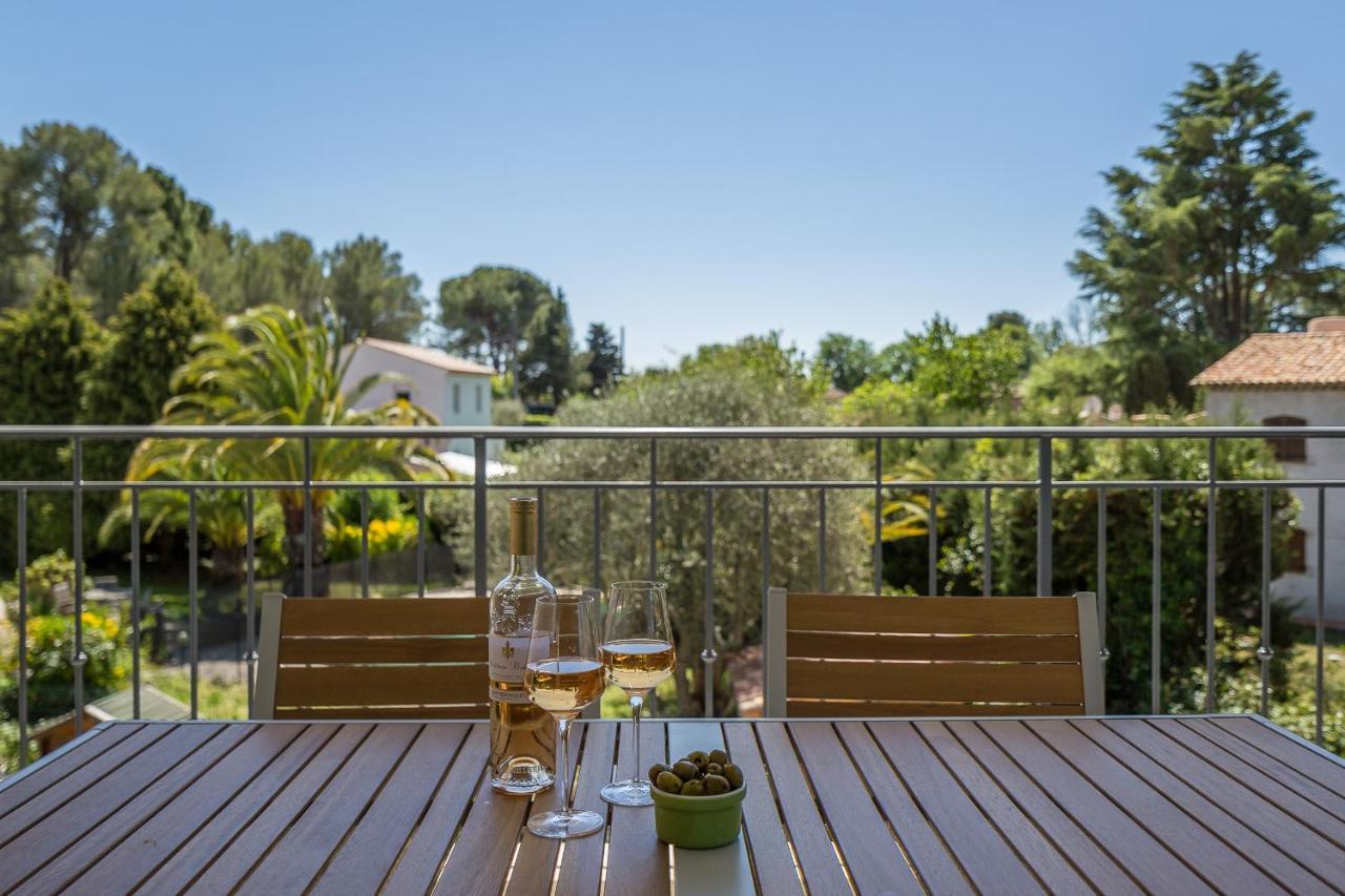 Luxurious And Spacious Apartment In The Heart Of The Cote D'Azur Roquefort Les Pins Eksteriør billede